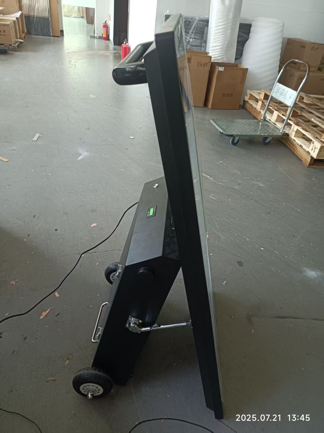 43 Inch Portable Outdoor IP55  - Outdoor Power Board 评论和价格